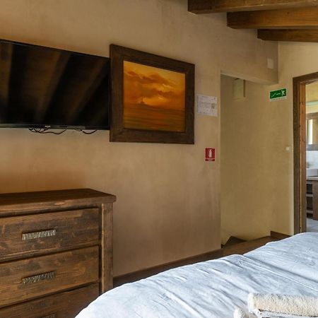 Villa Castagna Near The Sea With Private Pool And Sauna Premantura Zewnętrze zdjęcie