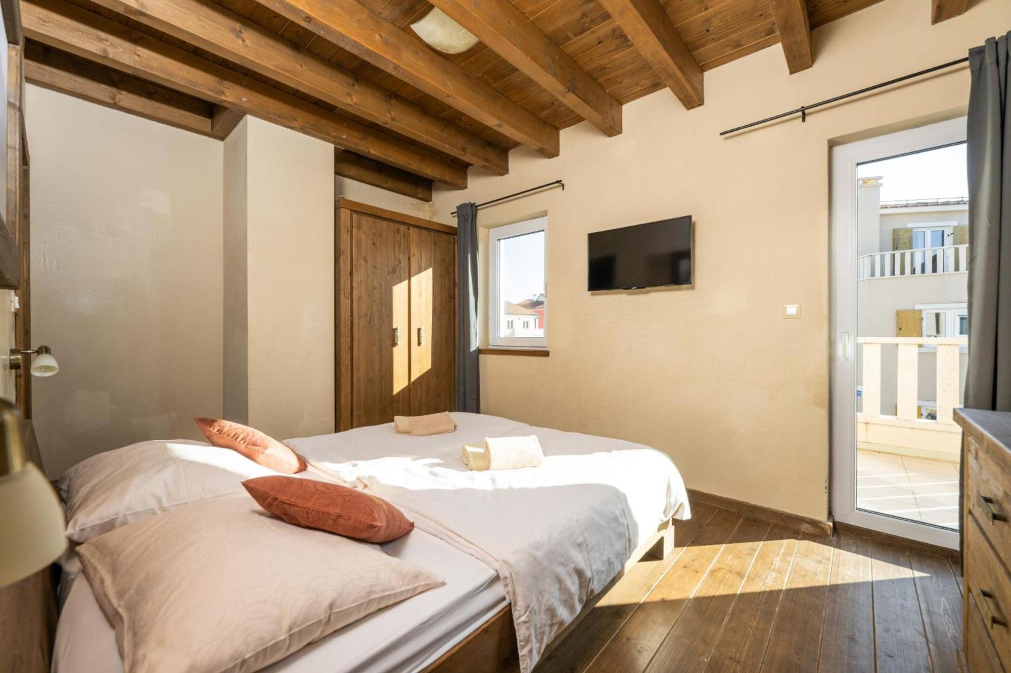 Villa Castagna Near The Sea With Private Pool And Sauna Premantura Zewnętrze zdjęcie