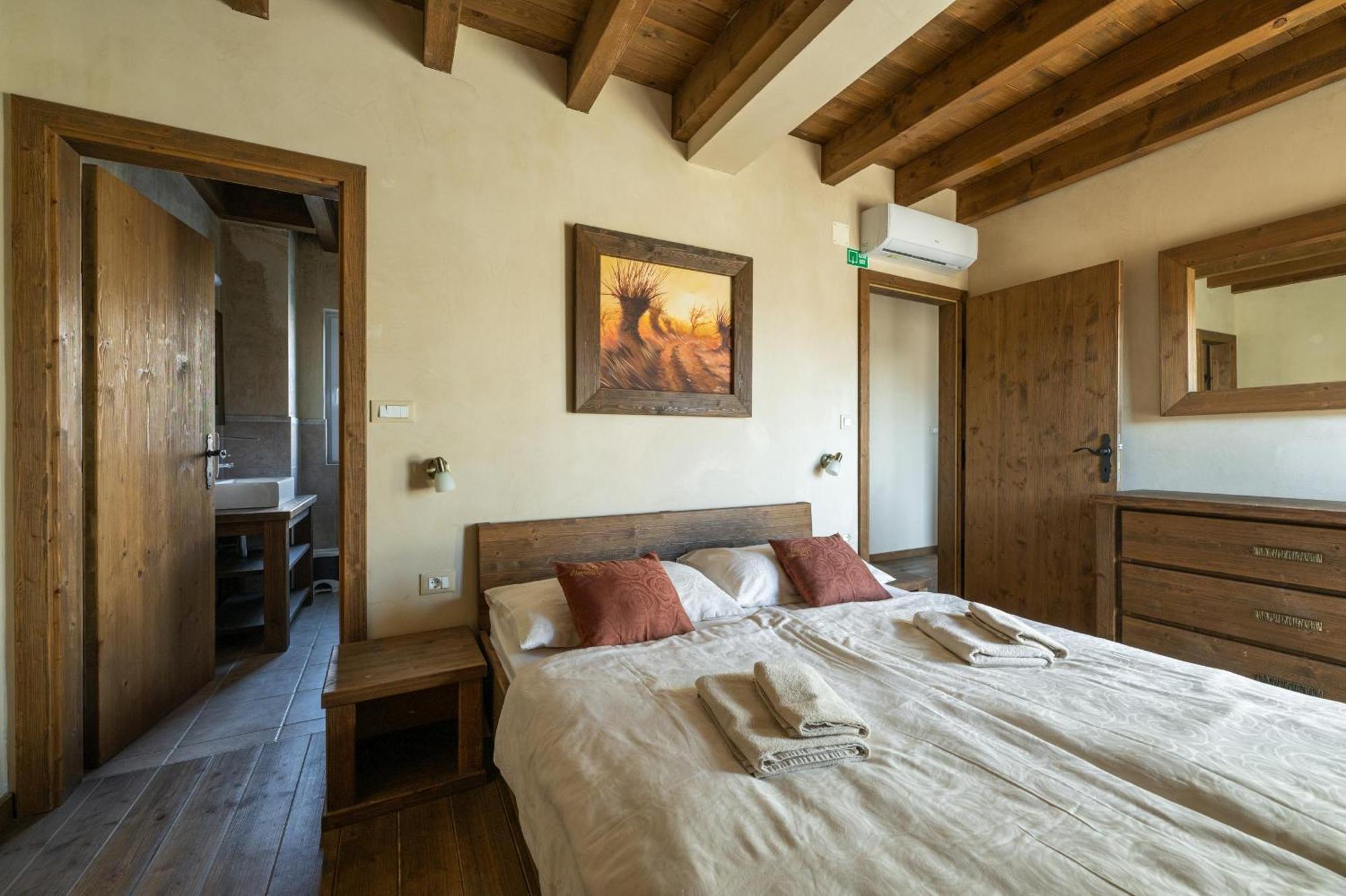 Villa Castagna Near The Sea With Private Pool And Sauna Premantura Zewnętrze zdjęcie