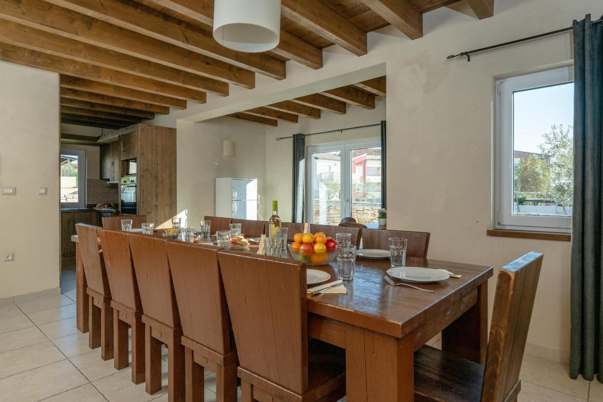 Villa Castagna Near The Sea With Private Pool And Sauna Premantura Zewnętrze zdjęcie