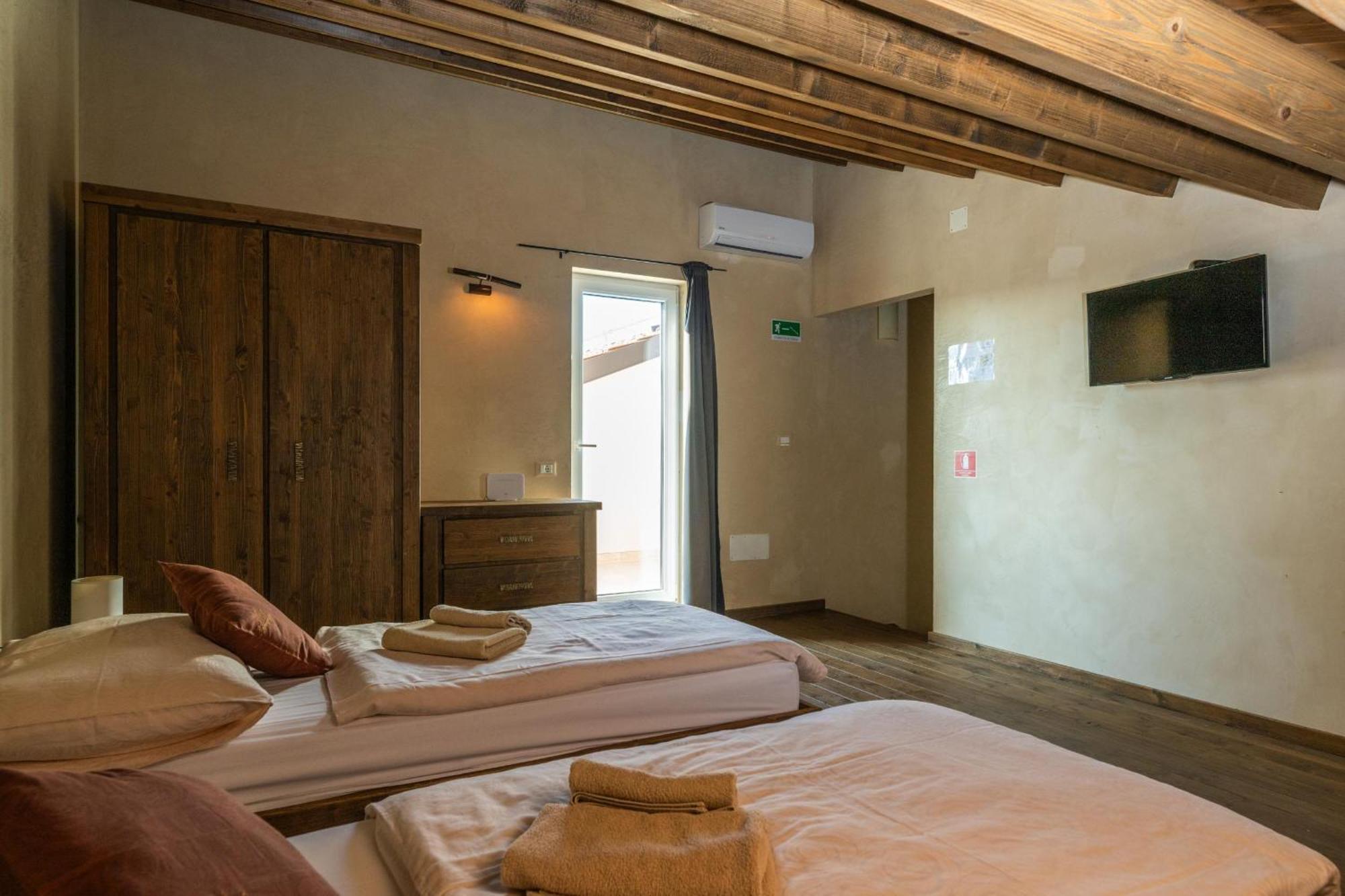 Villa Castagna Near The Sea With Private Pool And Sauna Premantura Zewnętrze zdjęcie