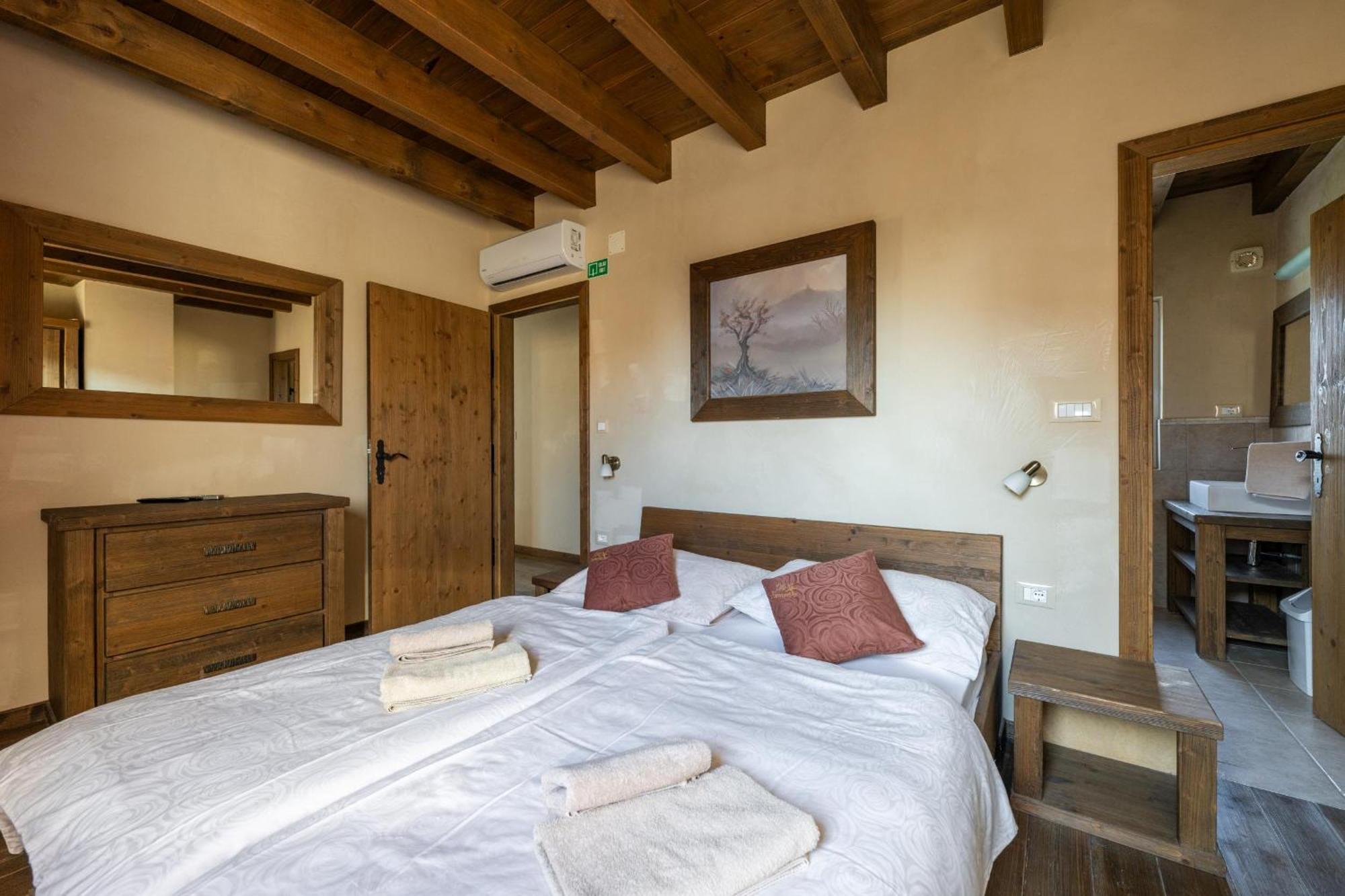 Villa Castagna Near The Sea With Private Pool And Sauna Premantura Zewnętrze zdjęcie