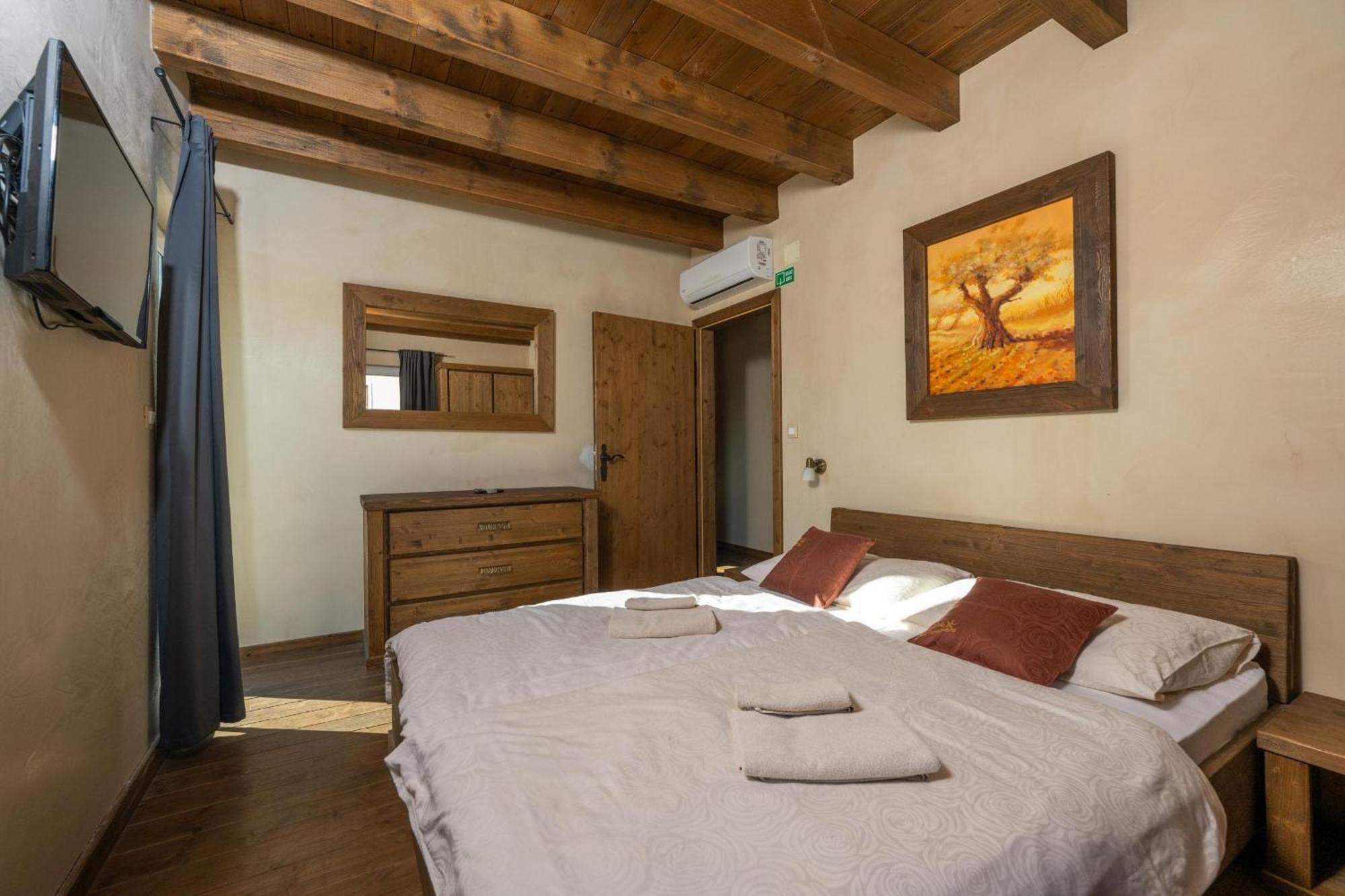 Villa Castagna Near The Sea With Private Pool And Sauna Premantura Zewnętrze zdjęcie